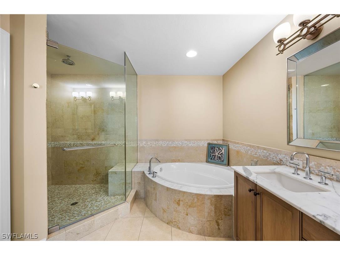 9123 Strada Place #7501 Naples FL 34108 226007660 image14