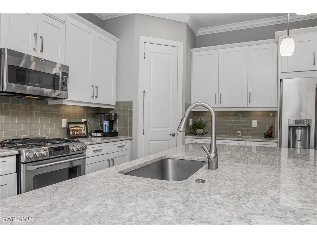 9126 Trivoli Terrace Naples FL 34119 225061084 image22