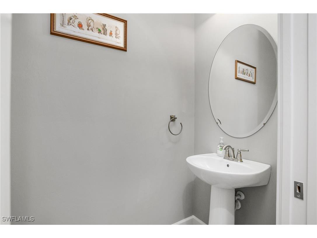 9126 Trivoli Terrace Naples FL 34119 225061084 image35