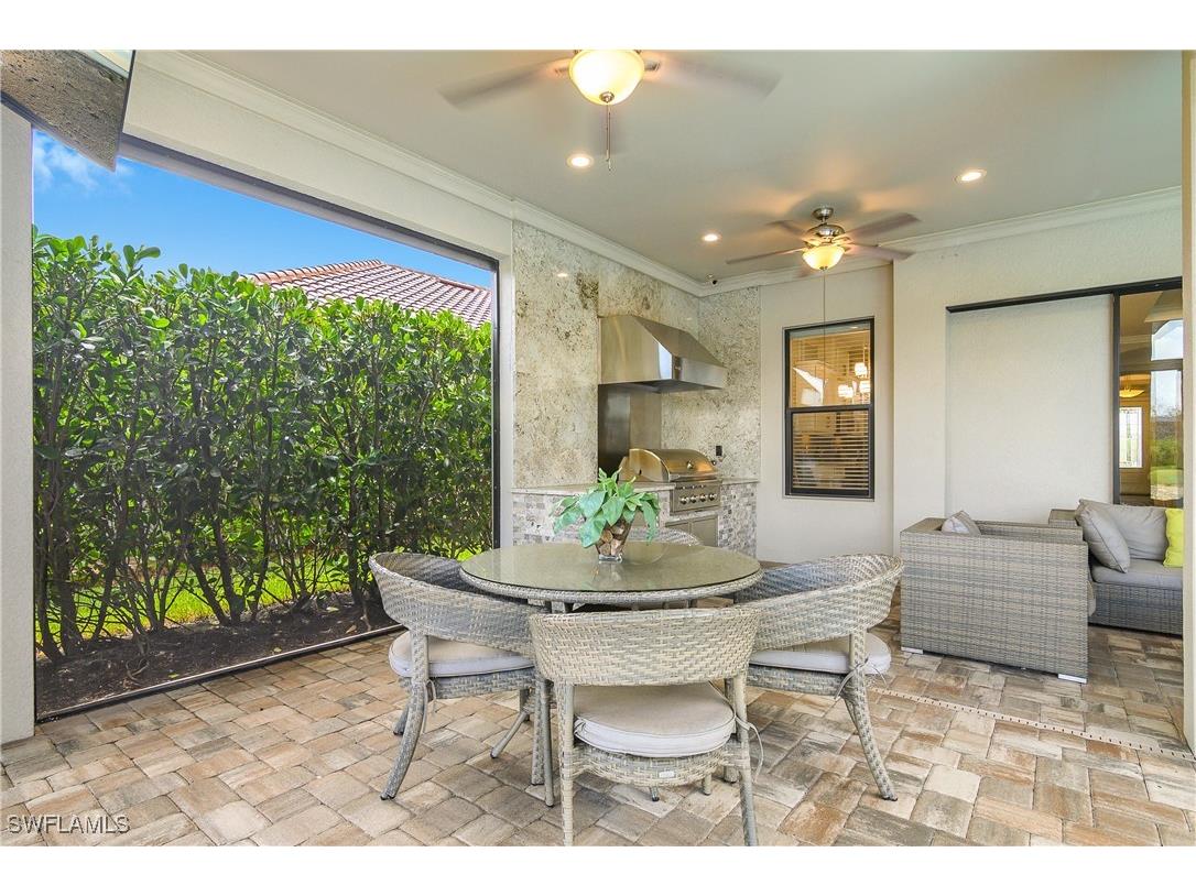 9126 Trivoli Terrace Naples FL 34119 225061084 image5