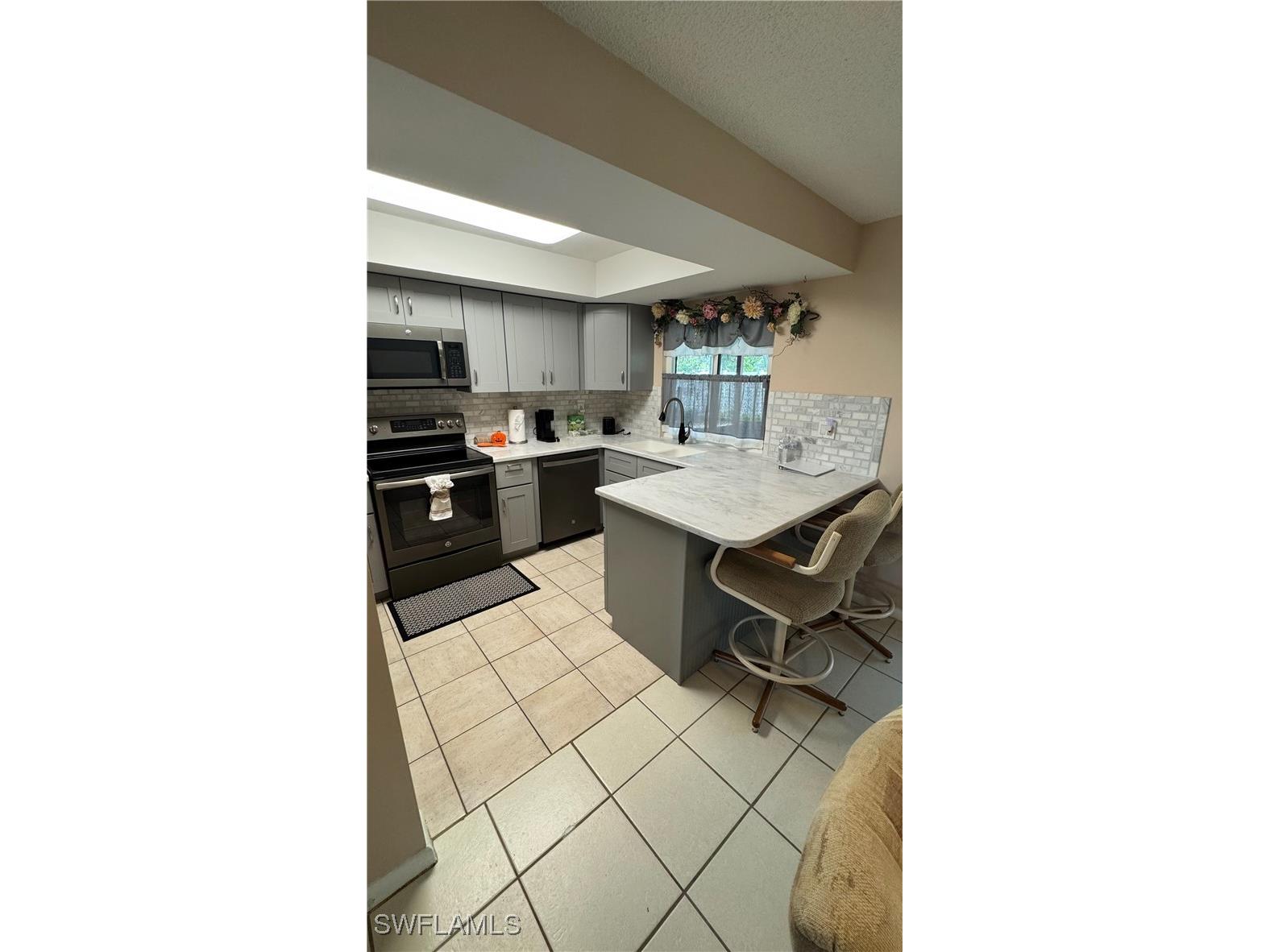 913/915 Mohawk Parkway Cape Coral FL 33914 226006028 image8