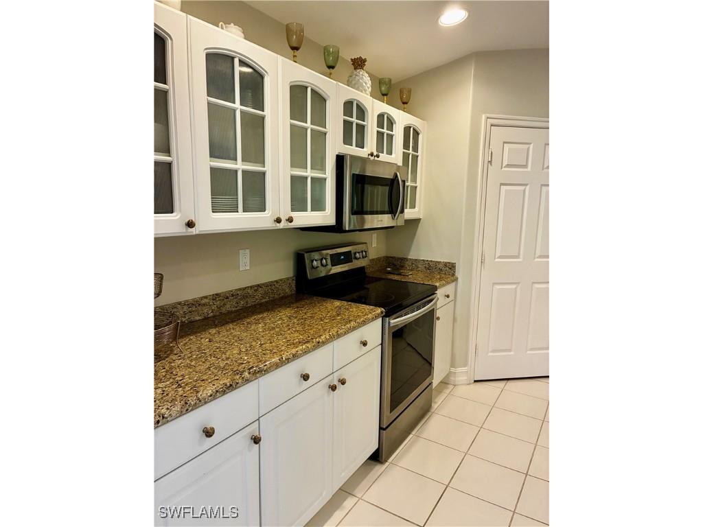 913 Carrick Bend Circle #202 Naples FL 34110 225079932 image10