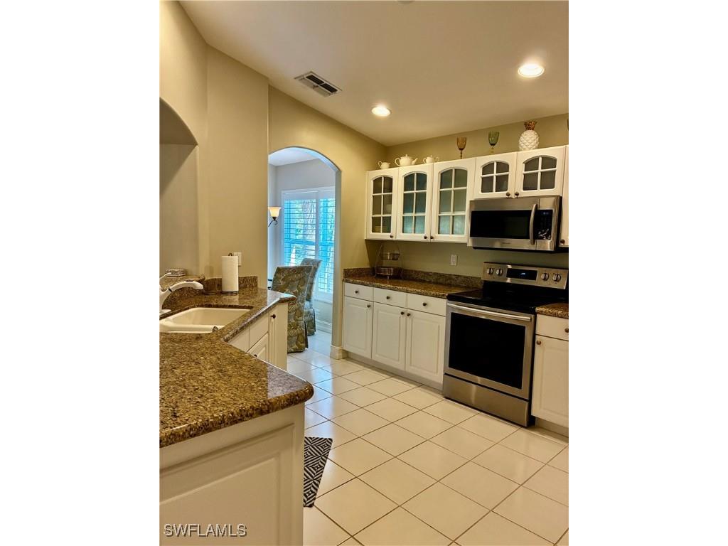 913 Carrick Bend Circle #202 Naples FL 34110 225079932 image11