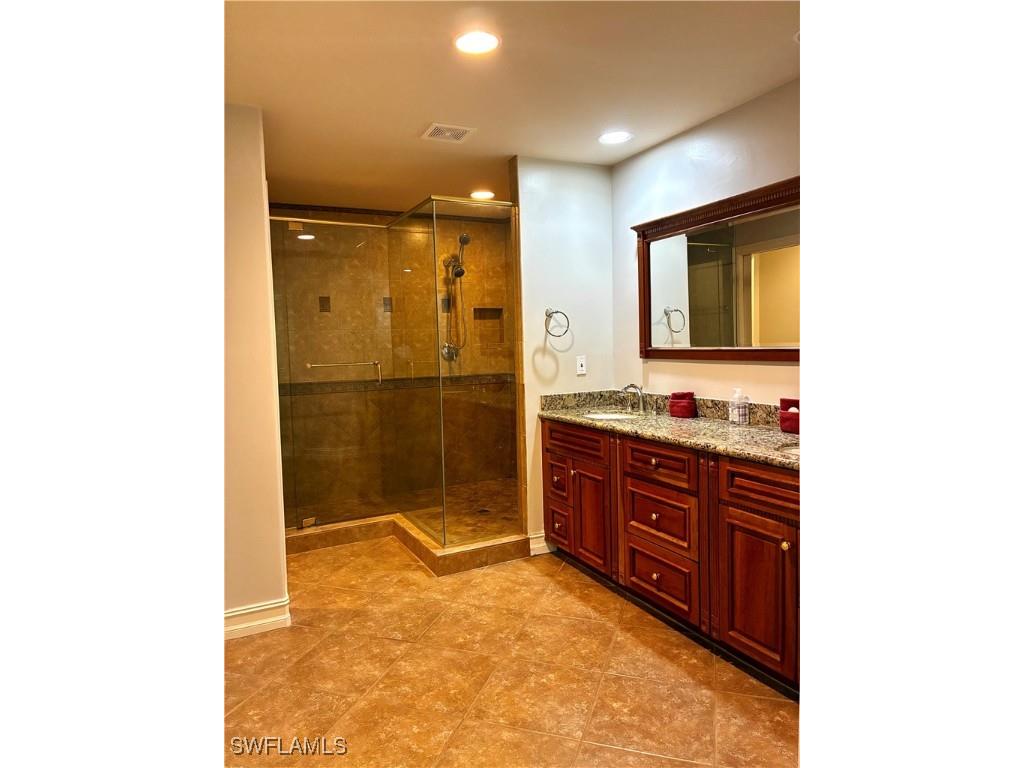 913 Carrick Bend Circle #202 Naples FL 34110 225079932 image20