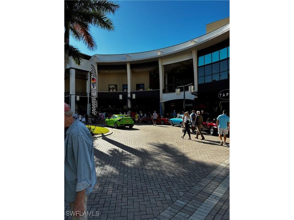 913 Carrick Bend Circle #202 Naples FL 34110 225079932 image40