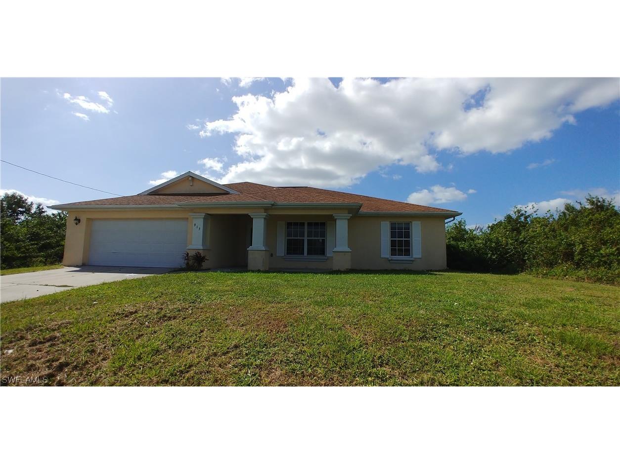 913 Chaplin Avenue Lehigh Acres FL 33971 223026885 image1