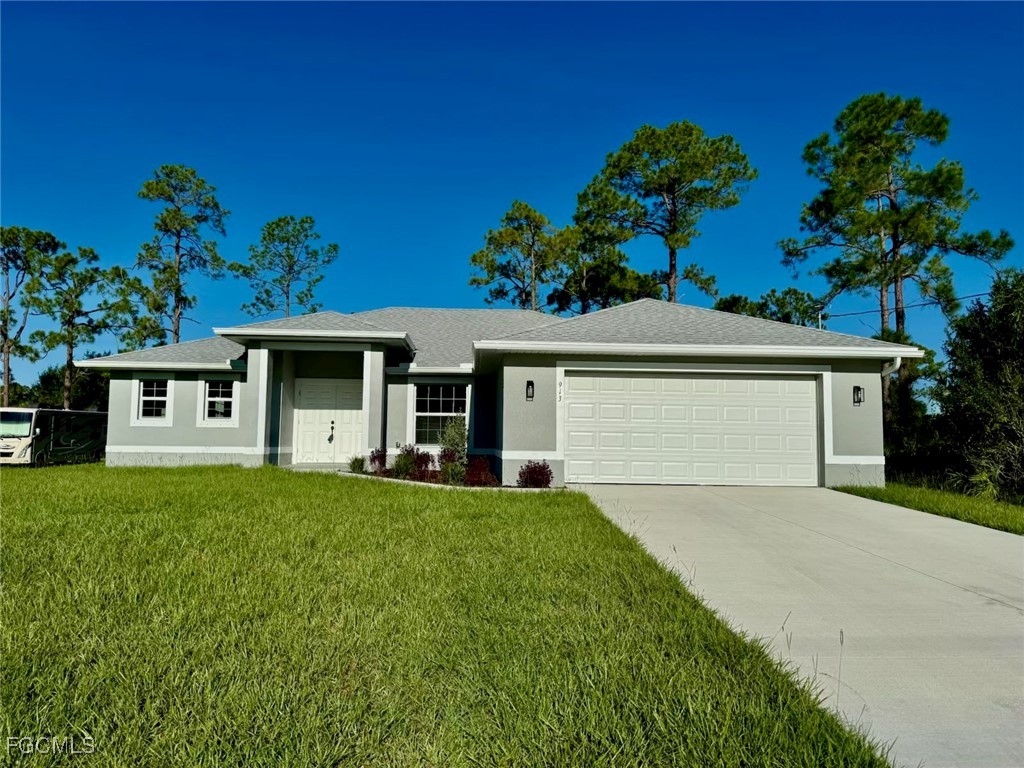 913 Desoto Avenue Lehigh Acres FL 33972 2025006446 image1