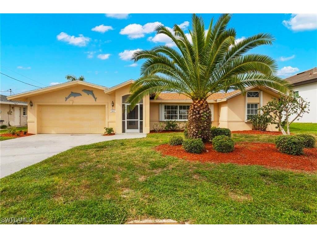 913 Dolphin Drive S Cape Coral FL 33904 223050877 image1