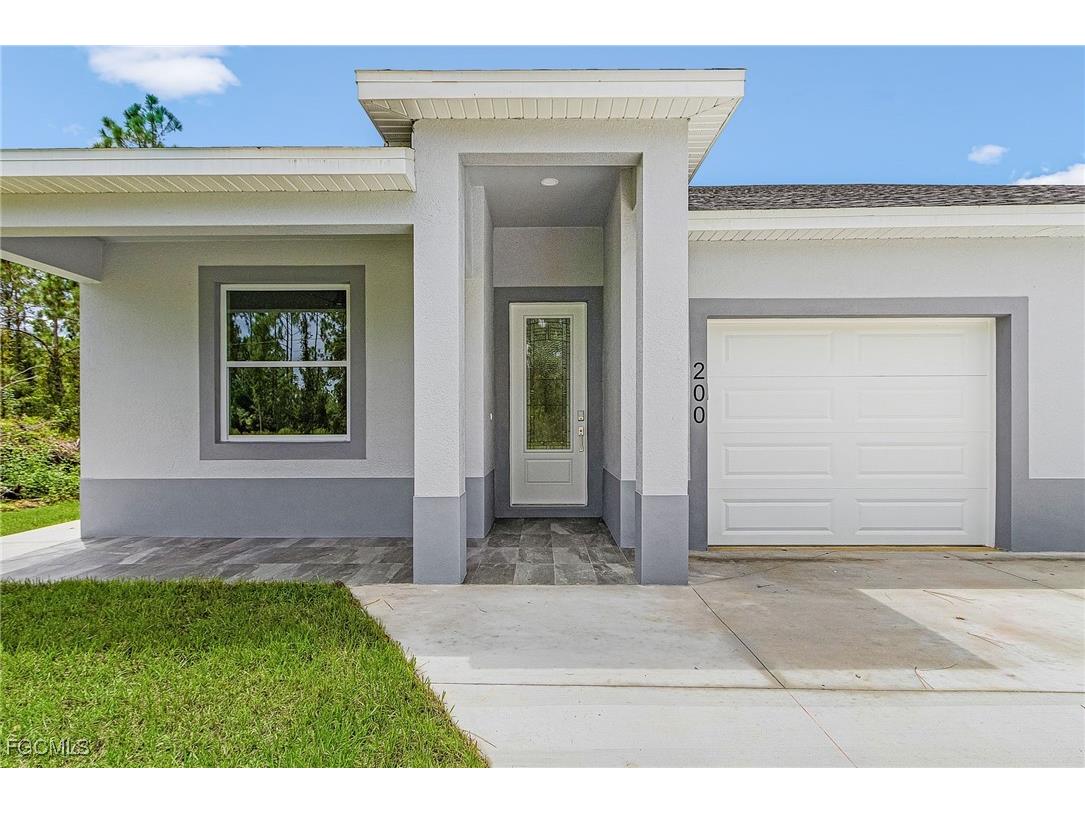 913 E 12th Street Lehigh Acres FL 33972 2025017300 image4