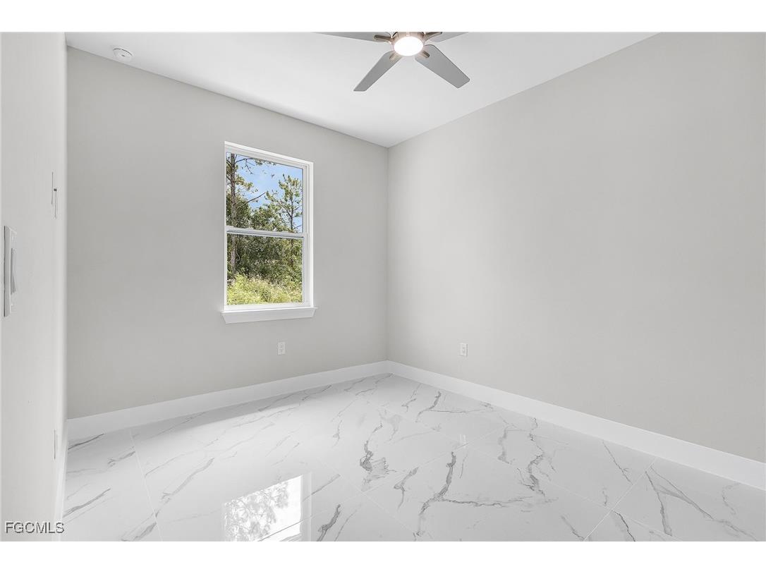 913 E 12th Street Lehigh Acres FL 33972 2025017300 image9