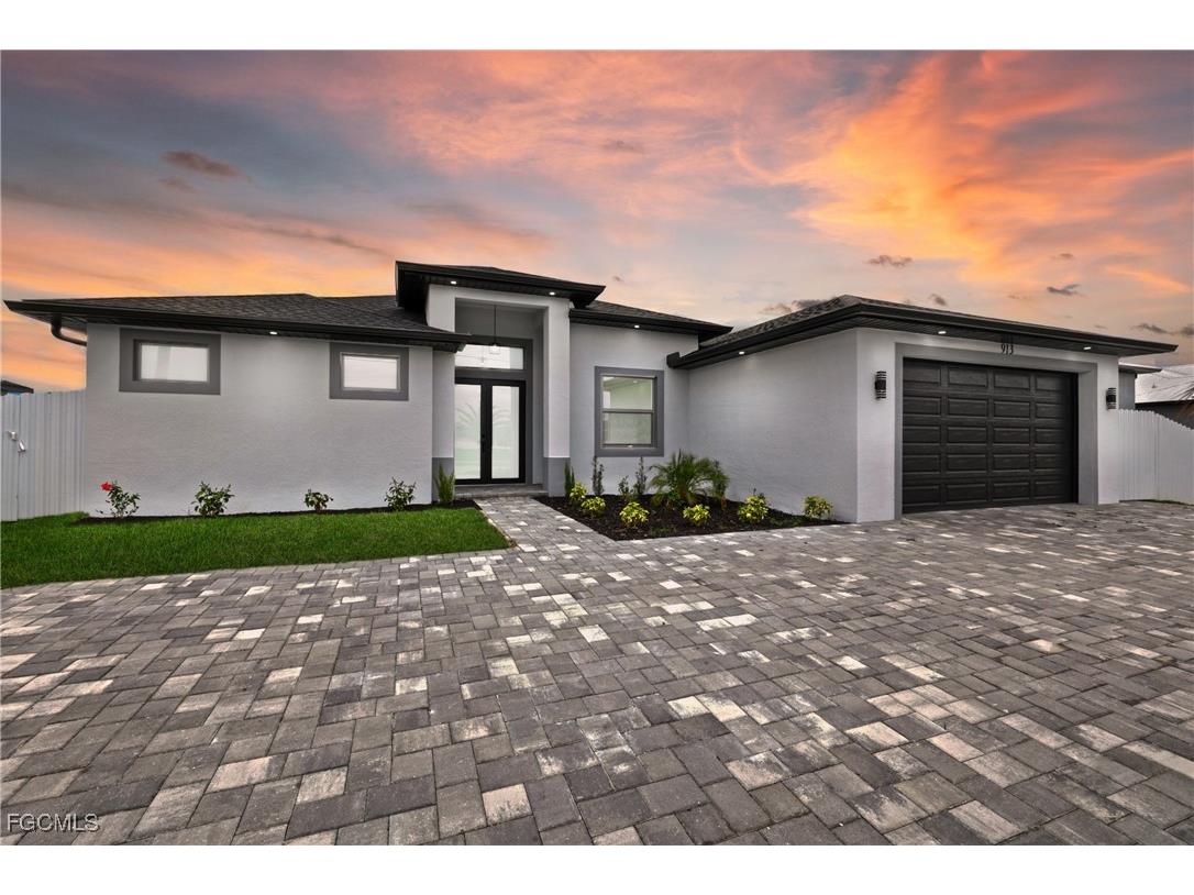 913 Embers Parkway W Cape Coral FL 33993 2025012485 image1