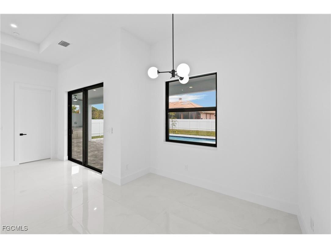 913 Embers Parkway W Cape Coral FL 33993 2025012485 image10