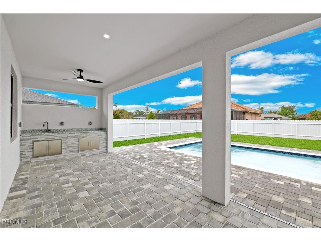 913 Embers Parkway W Cape Coral FL 33993 2025012485 image30