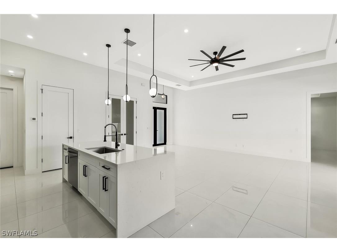 913 Embers Parkway W Cape Coral FL 33993 226011295 image10