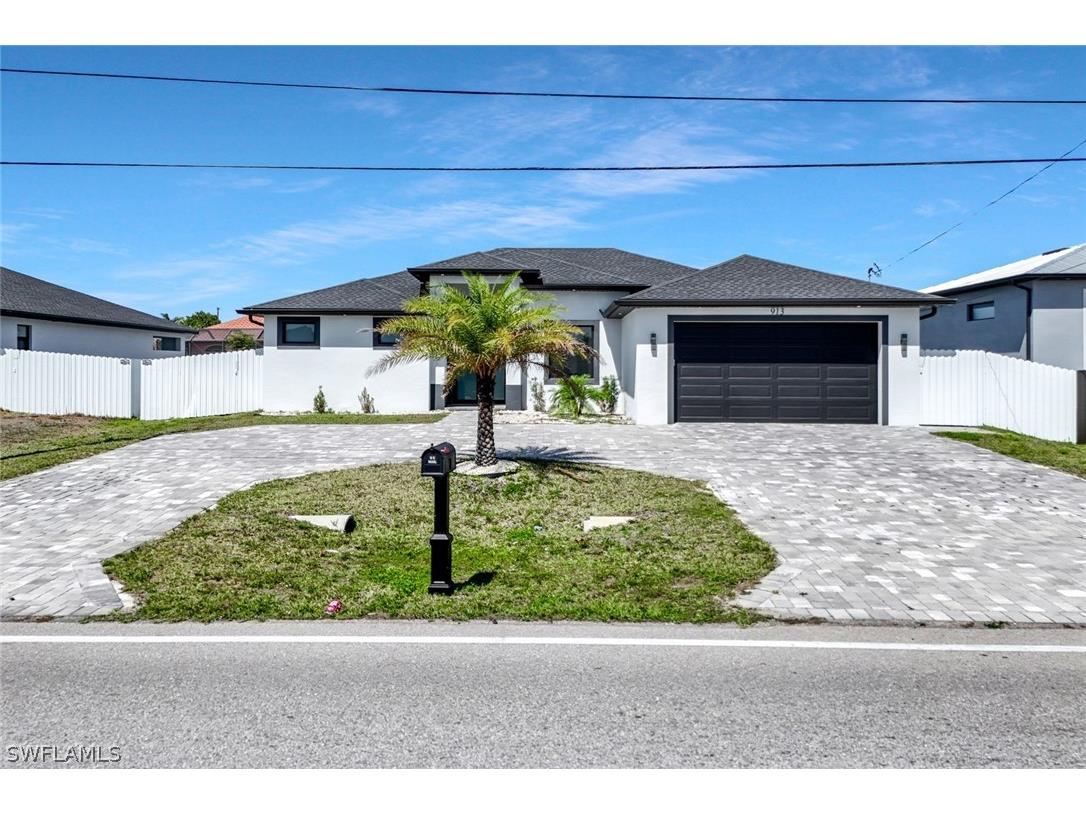 913 Embers Parkway W Cape Coral FL 33993 226011295 image2