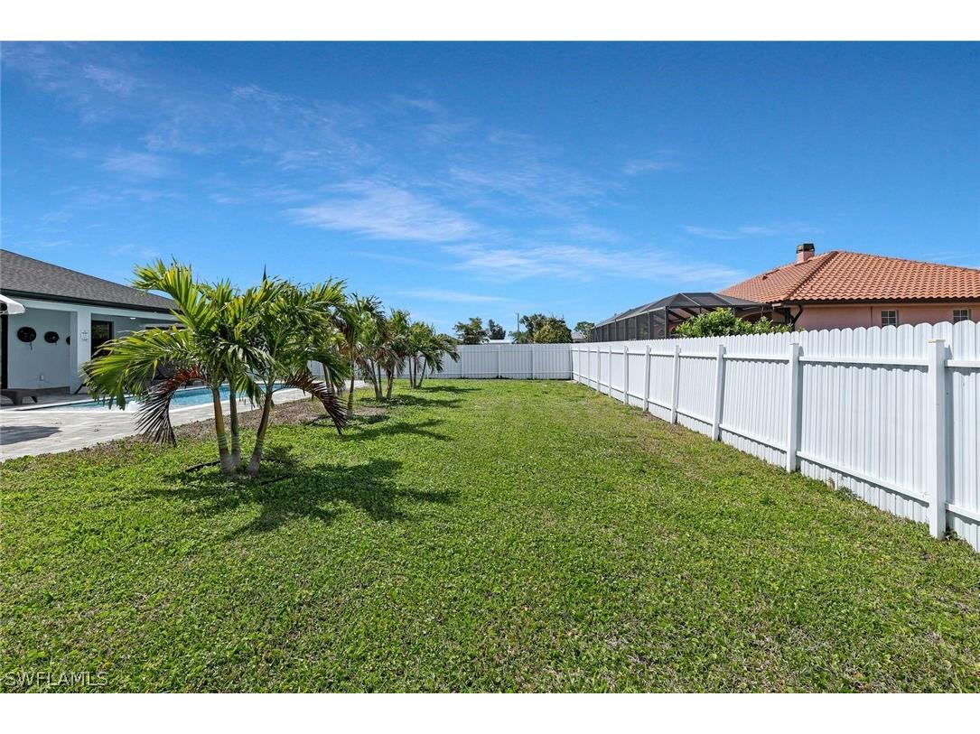 913 Embers Parkway W Cape Coral FL 33993 226011295 image30