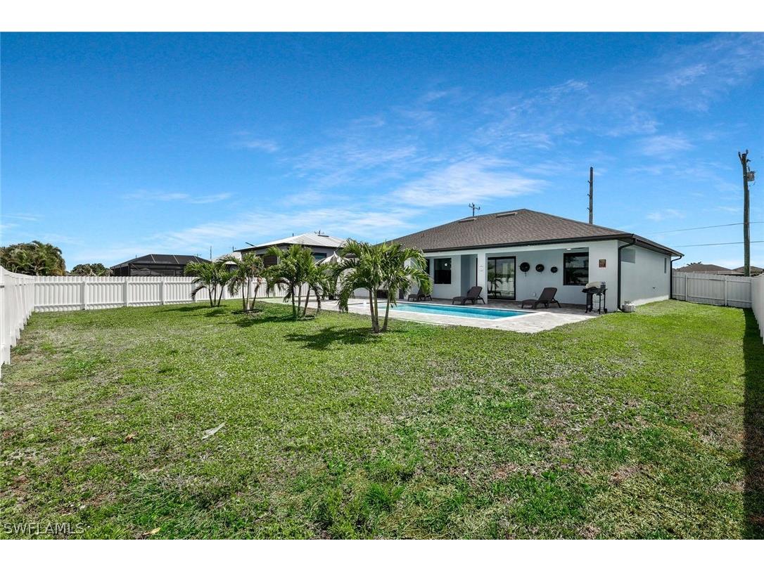 913 Embers Parkway W Cape Coral FL 33993 226011295 image32