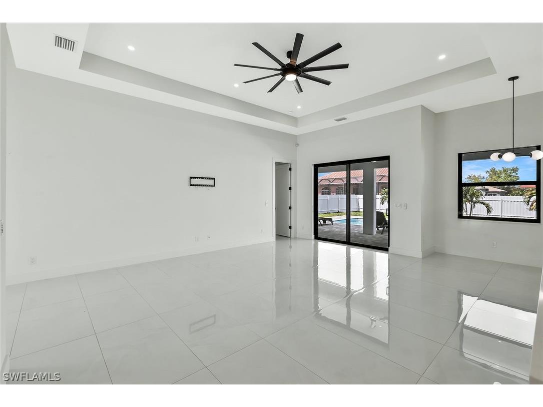 913 Embers Parkway W Cape Coral FL 33993 226011295 image7