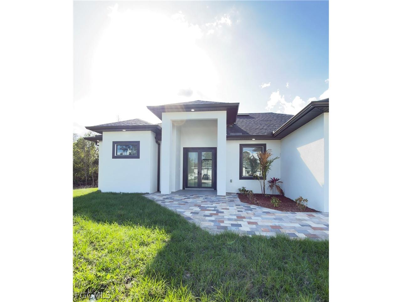 913 Glenn Avenue Lehigh Acres FL 33972 2026011796 image2