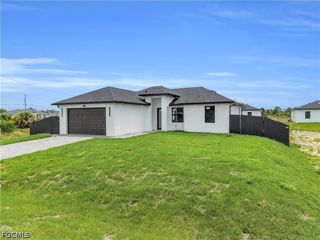 913 Mildred Avenue S Lehigh Acres FL 33974 2026019174 image2