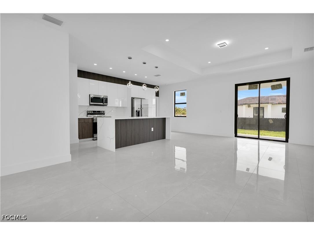 913 Mildred Avenue S Lehigh Acres FL 33974 2026019174 image28