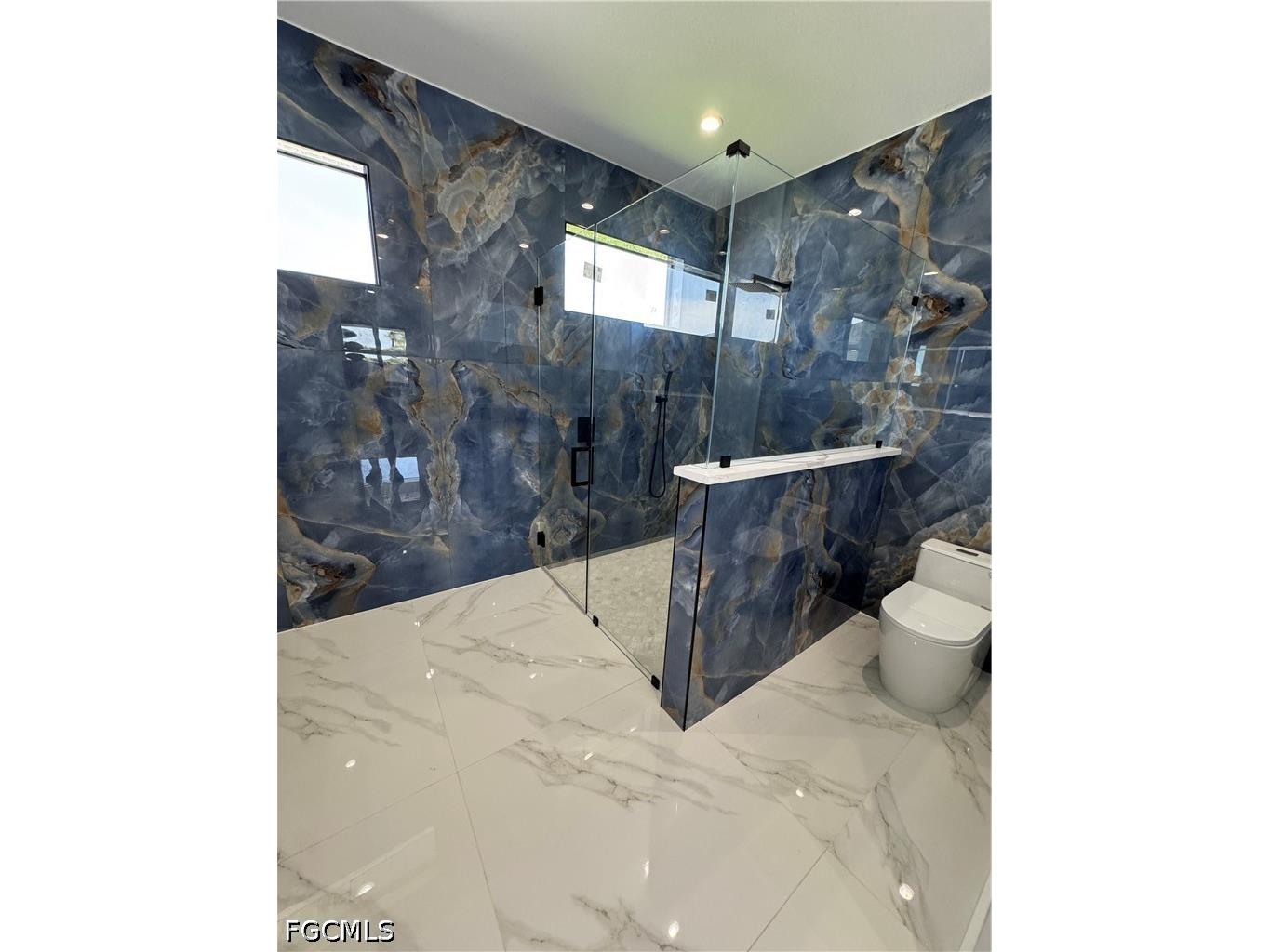 913 NE Juanita Place Cape Coral FL 33909 2026022248 image17