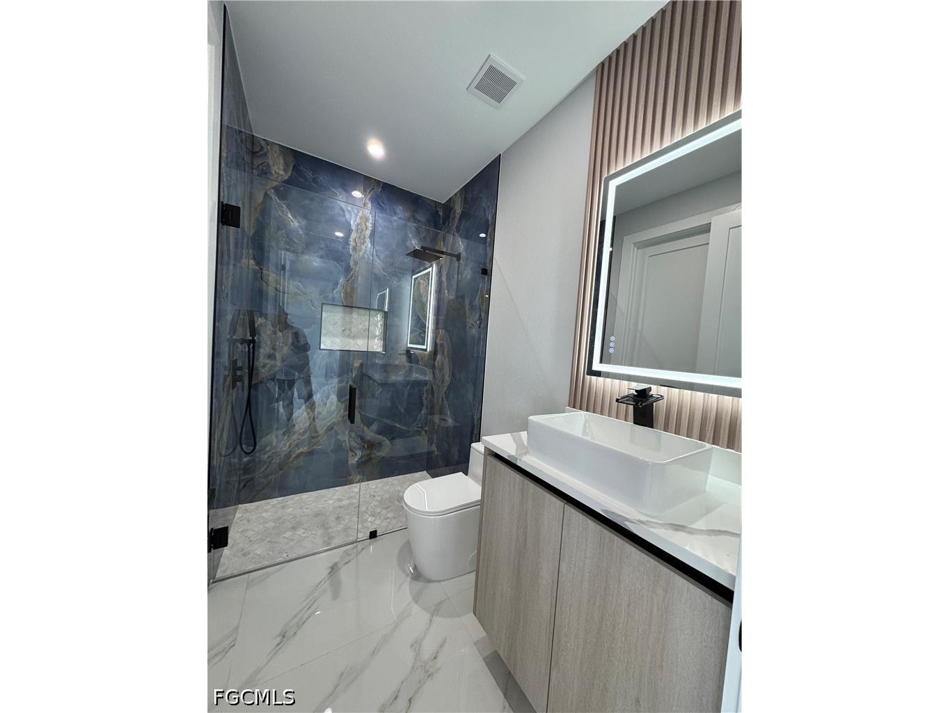913 NE Juanita Place Cape Coral FL 33909 2026022248 image29