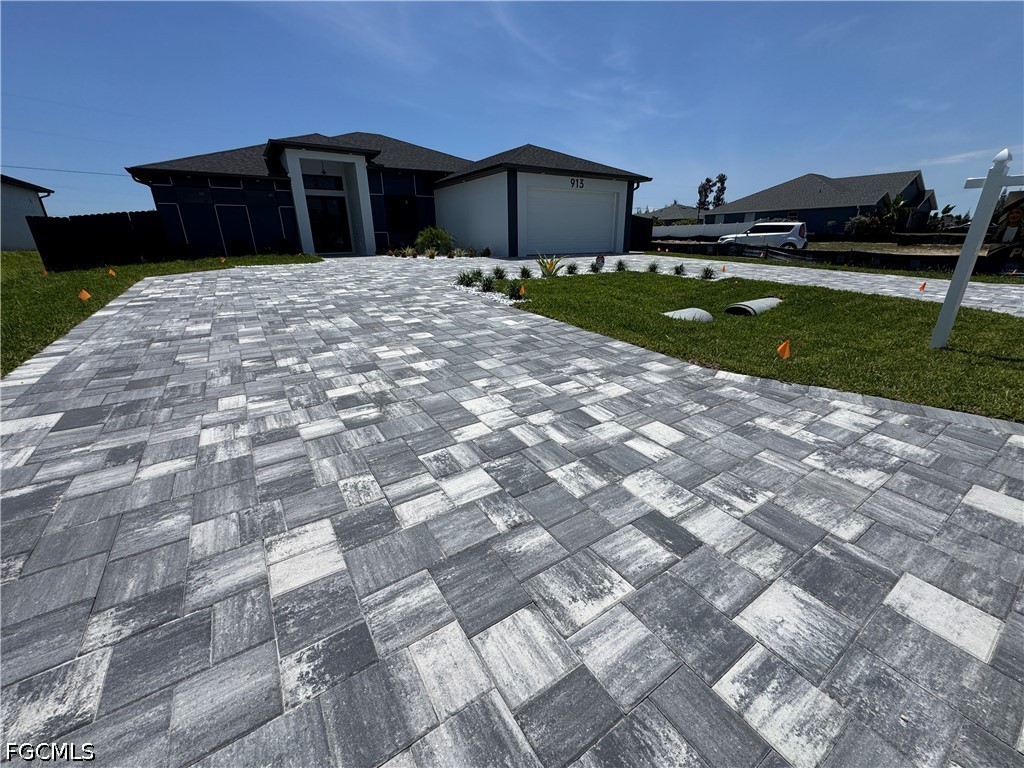 913 NE Juanita Place Cape Coral FL 33909 2026022248 image3