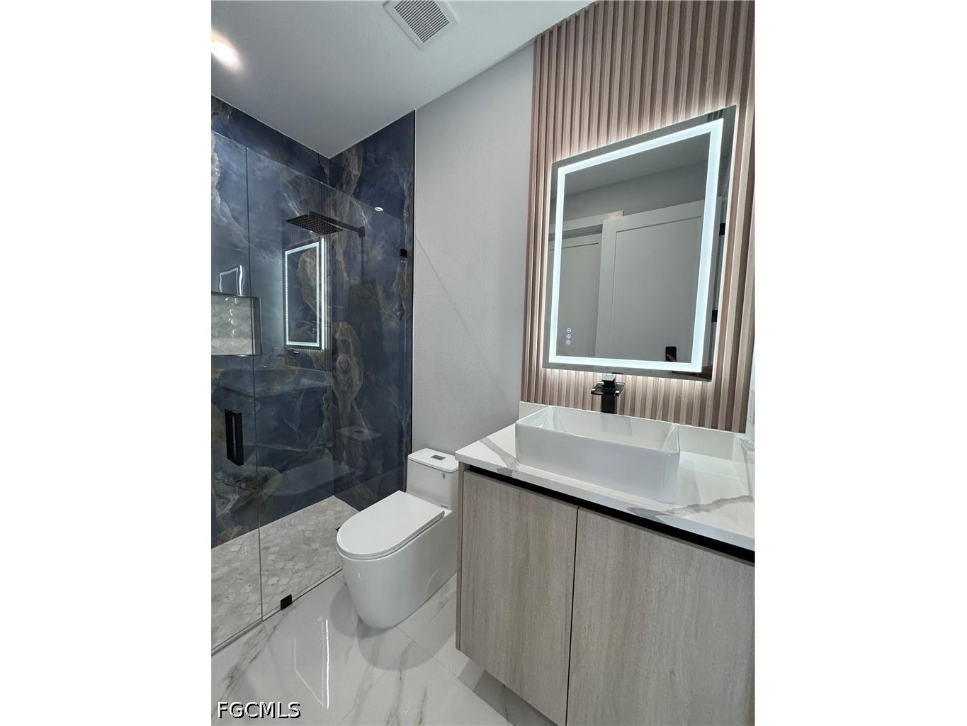 913 NE Juanita Place Cape Coral FL 33909 2026022248 image30