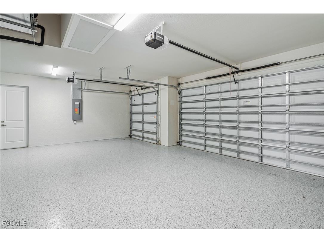 913 NW 33rd Place Cape Coral FL 33993 2025022588 image30