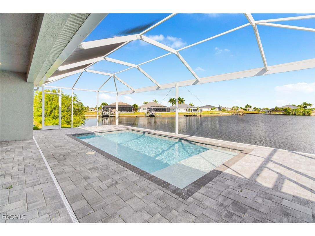 913 NW 33rd Place Cape Coral FL 33993 2025022588 image34