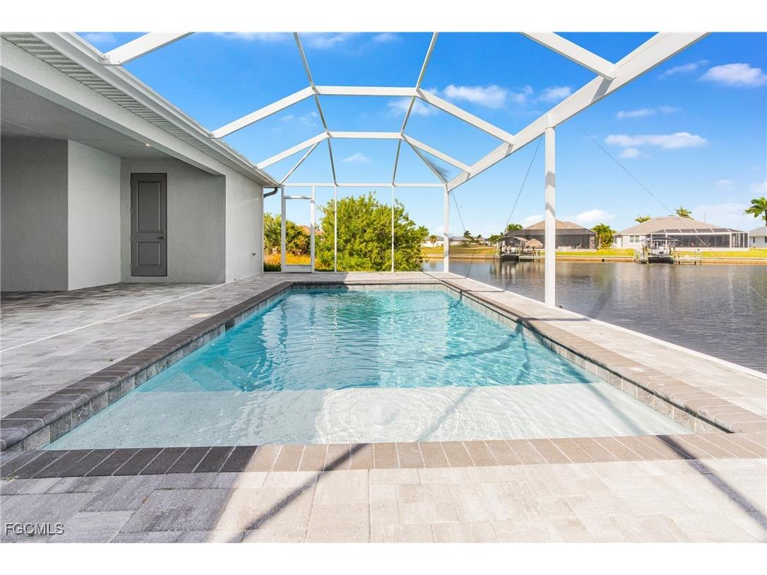 913 NW 33rd Place Cape Coral FL 33993 2025022588 image36
