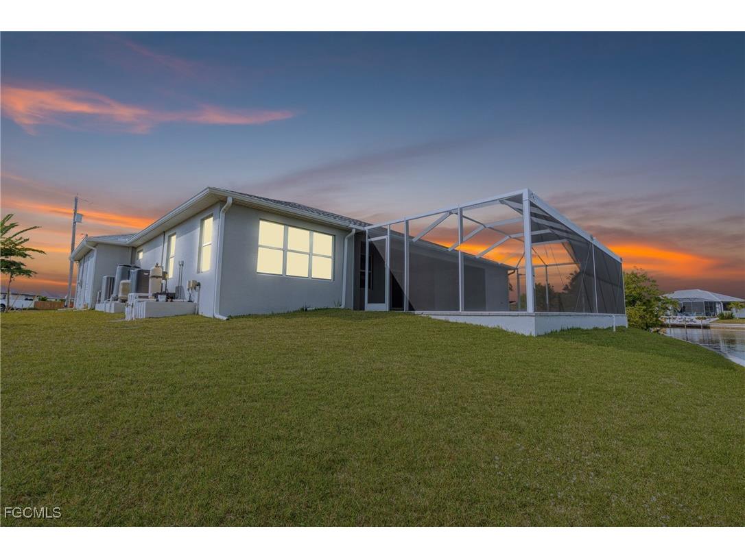 913 NW 33rd Place Cape Coral FL 33993 2025022588 image37