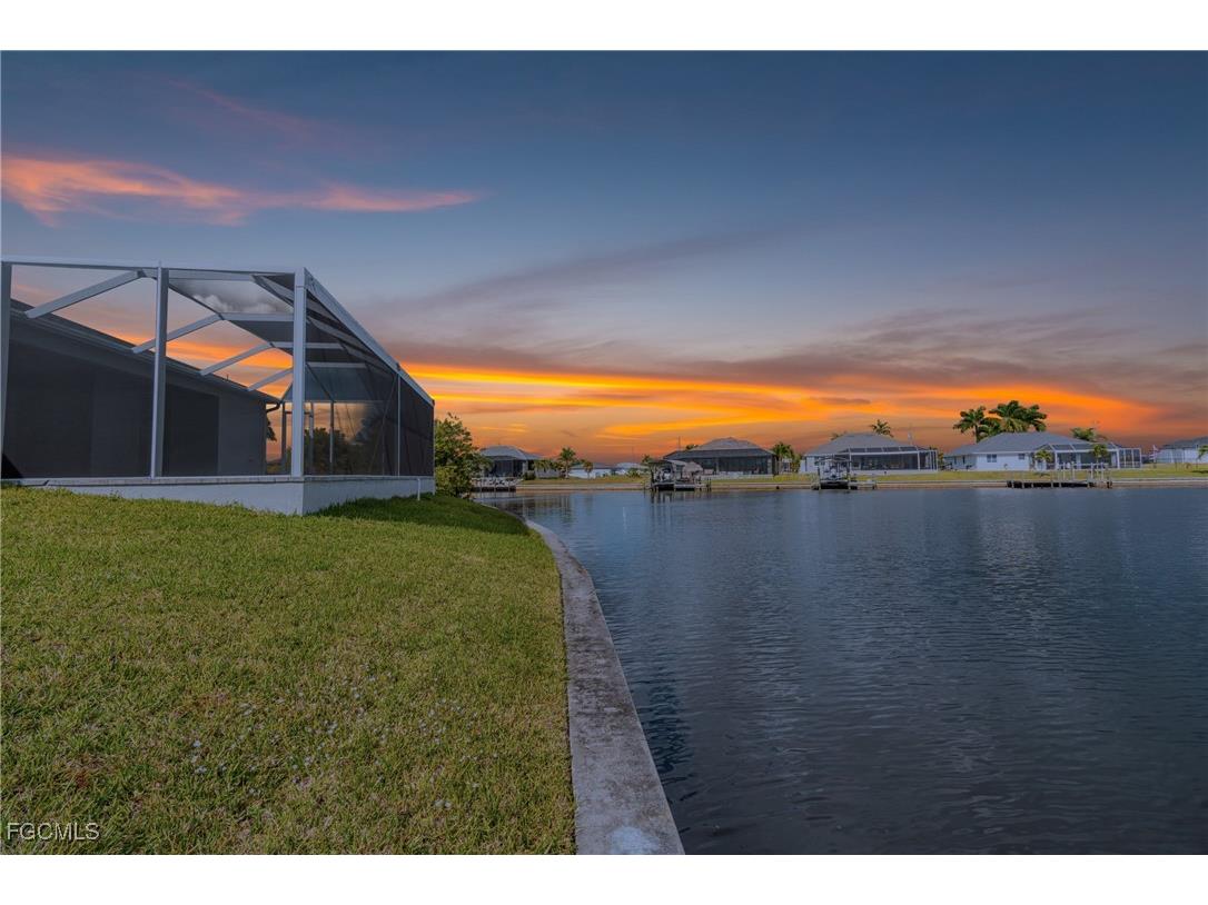 913 NW 33rd Place Cape Coral FL 33993 2025022588 image39