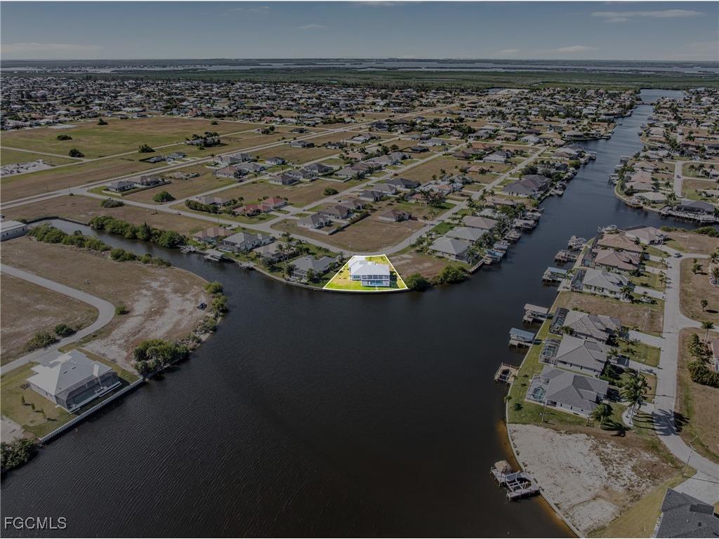 913 NW 33rd Place Cape Coral FL 33993 2025022588 image46