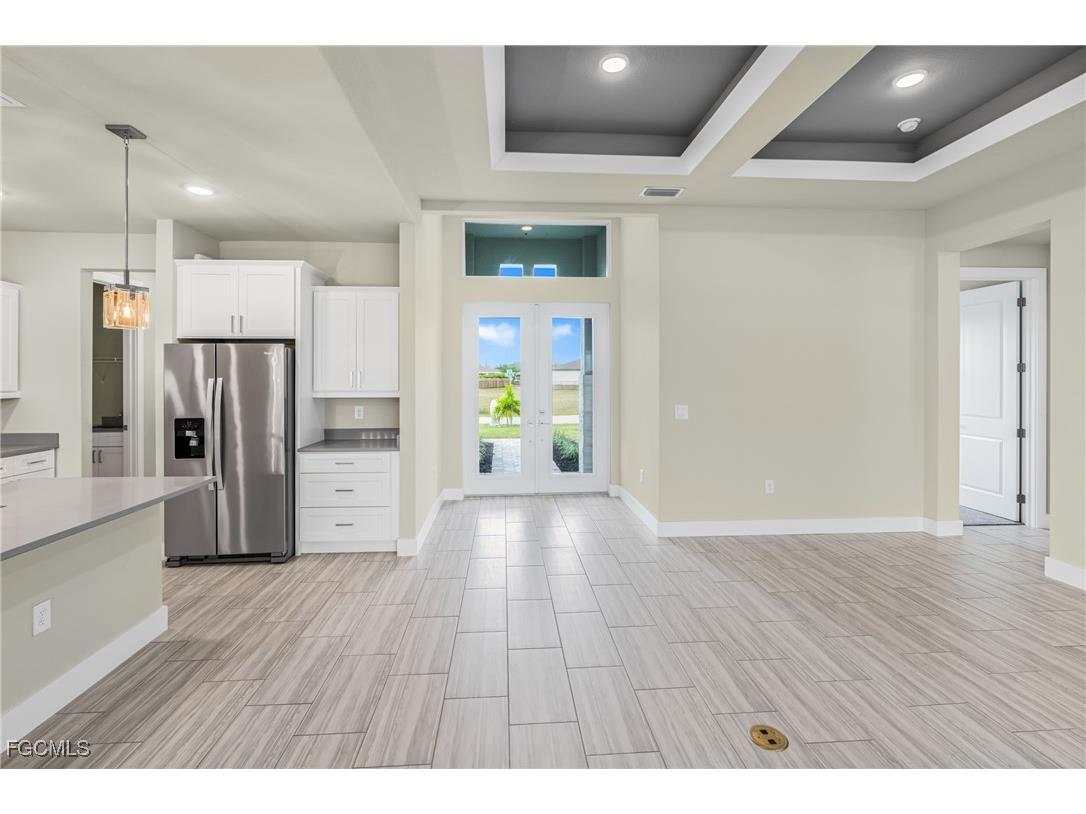 913 NW 33rd Place Cape Coral FL 33993 2025022588 image8