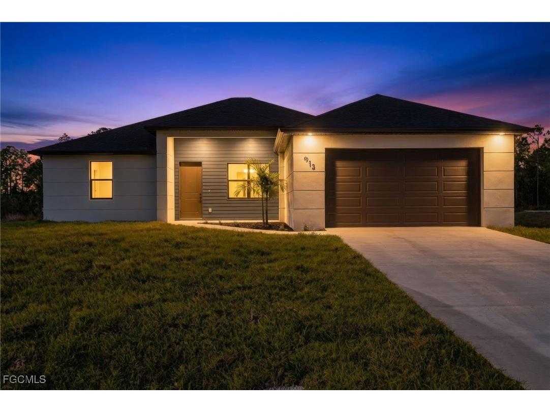 913 Oak Avenue Lehigh Acres FL 33972 2026000543 image1