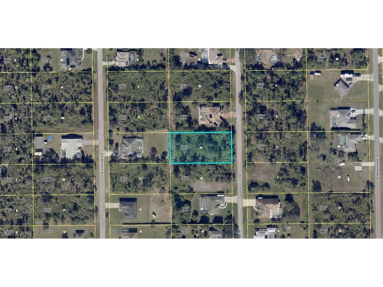 913 Roosevelt Avenue Lehigh Acres FL 33936 223092301 image1