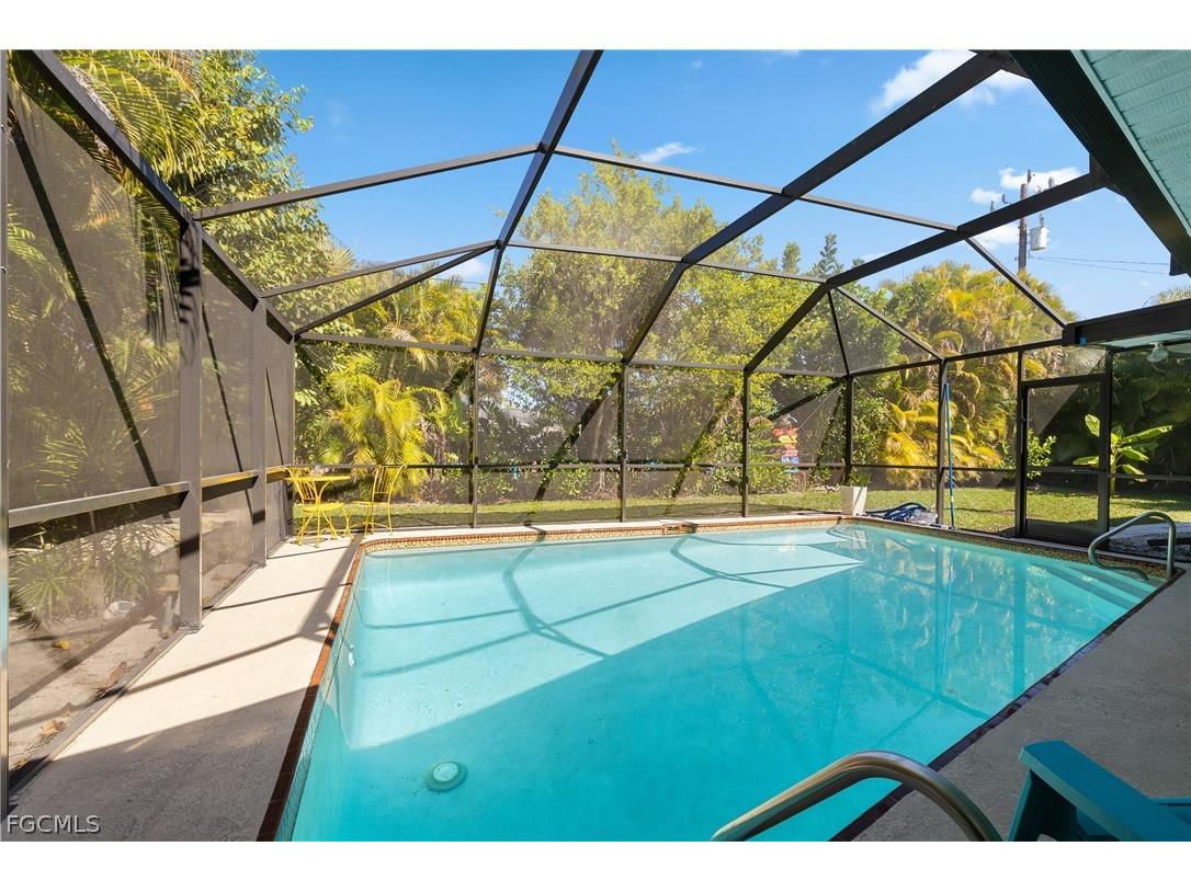 913 SE 26th Terrace Cape Coral FL 33904 2026007219 image12