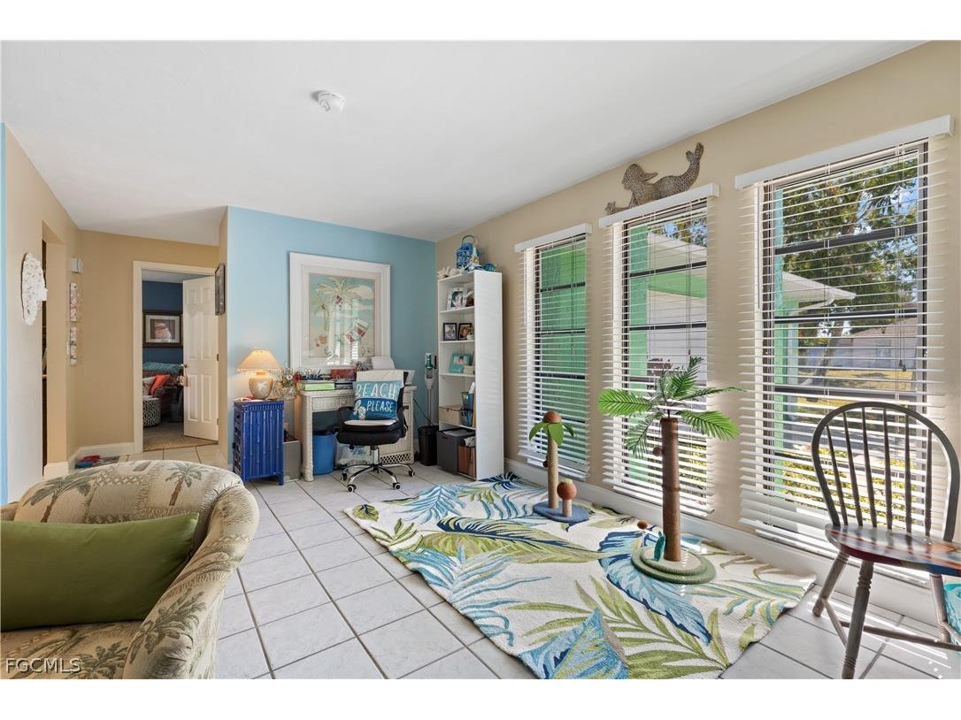 913 SE 26th Terrace Cape Coral FL 33904 2026007219 image15