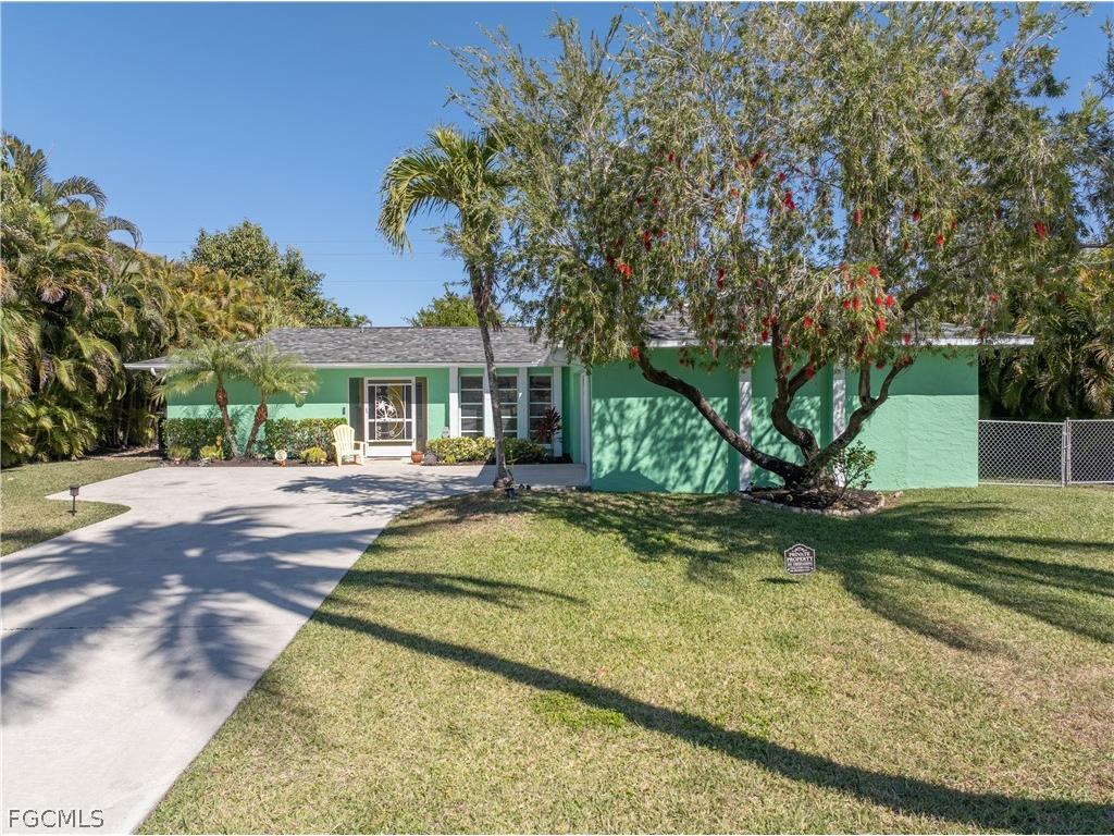 913 SE 26th Terrace Cape Coral FL 33904 2026007219 image2