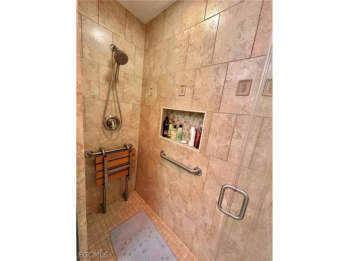 913 SE 26th Terrace Cape Coral FL 33904 2026007219 image41