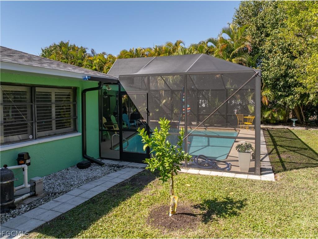 913 SE 26th Terrace Cape Coral FL 33904 2026007219 image45