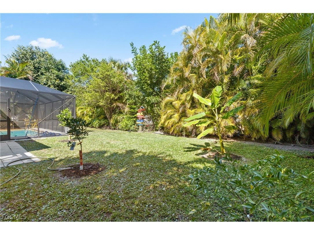 913 SE 26th Terrace Cape Coral FL 33904 2026007219 image46