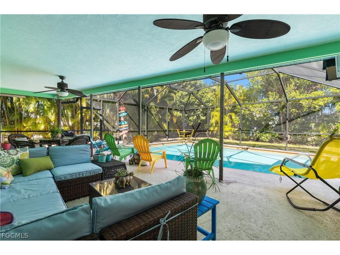 913 SE 26th Terrace Cape Coral FL 33904 2026007219 image7