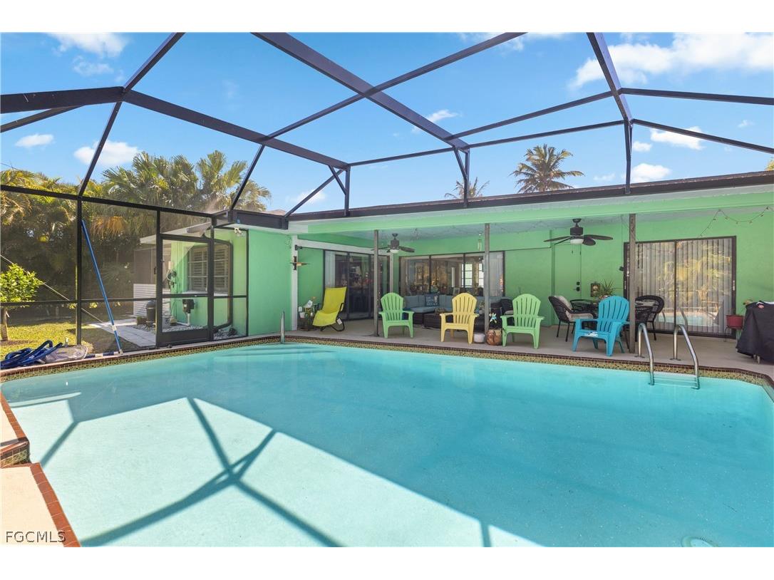 913 SE 26th Terrace Cape Coral FL 33904 2026007219 image9