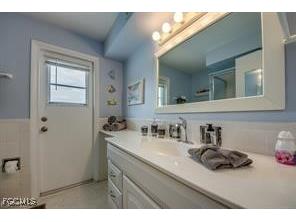 913 SE 43rd Terrace Cape Coral FL 33904 2025025043 image23