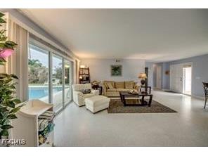 913 SE 43rd Terrace Cape Coral FL 33904 2025025043 image5