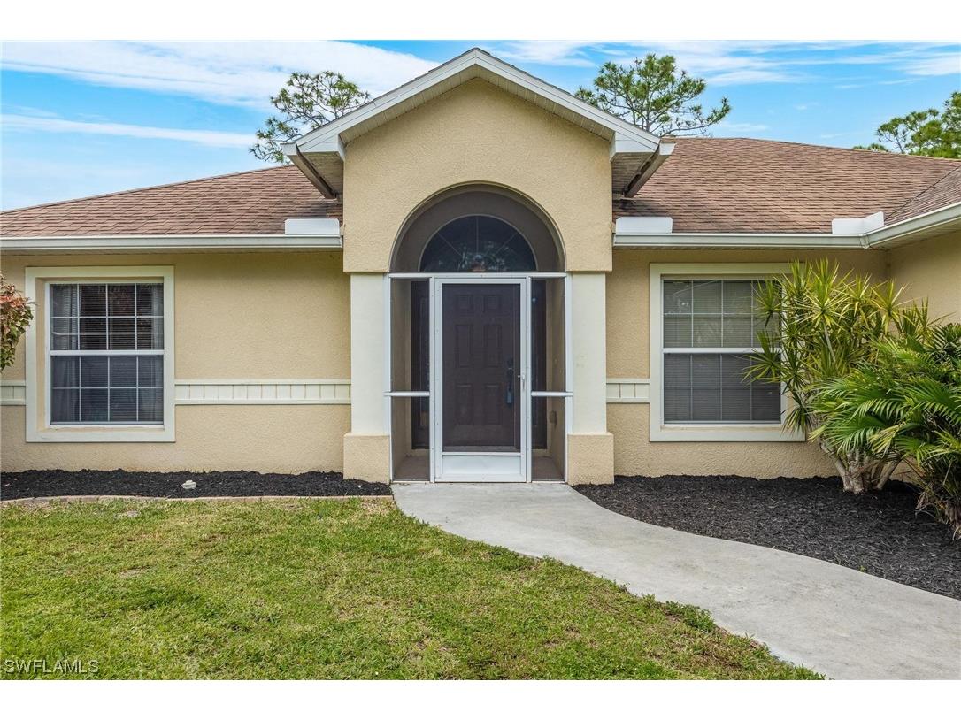 913 Truman Avenue Lehigh Acres FL 33972 223068002 image1