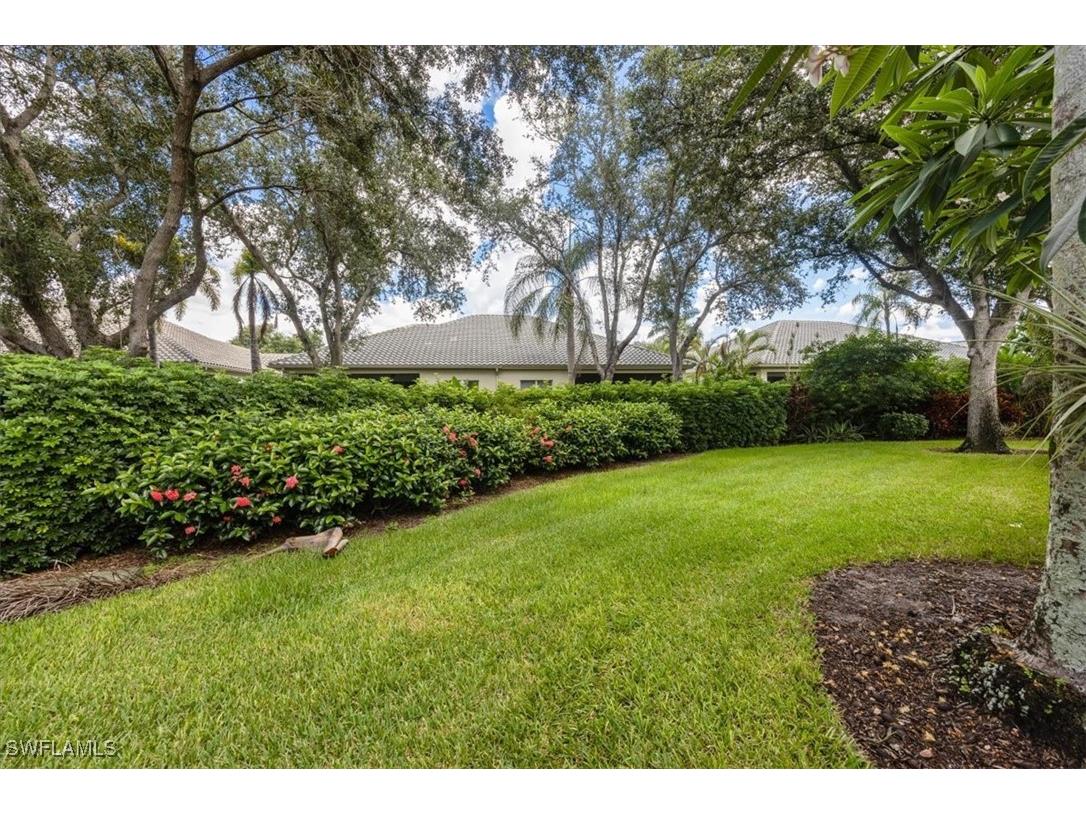 913 Vistana Circle #7 Naples FL 34119 225074740 image24